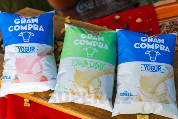 Yogur Gran Compra Frutilla La Serenísima Sachet 900 Gr