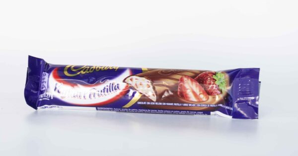 Chocolate Cadbury Yoghurt Frutilla X 27 G